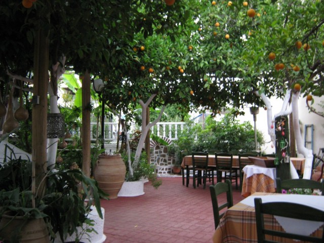 Апельсиновый ресторан в Эпидавросе - лучший ресторан в моем рейтинге